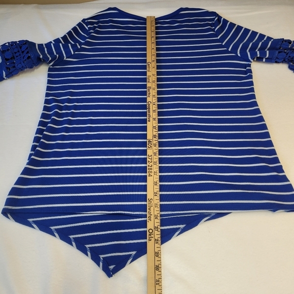 Hannah Striped 3/4 Bell Sleeve Lace Blue And White Striped Women's Size XL. - Picture 4 of 8